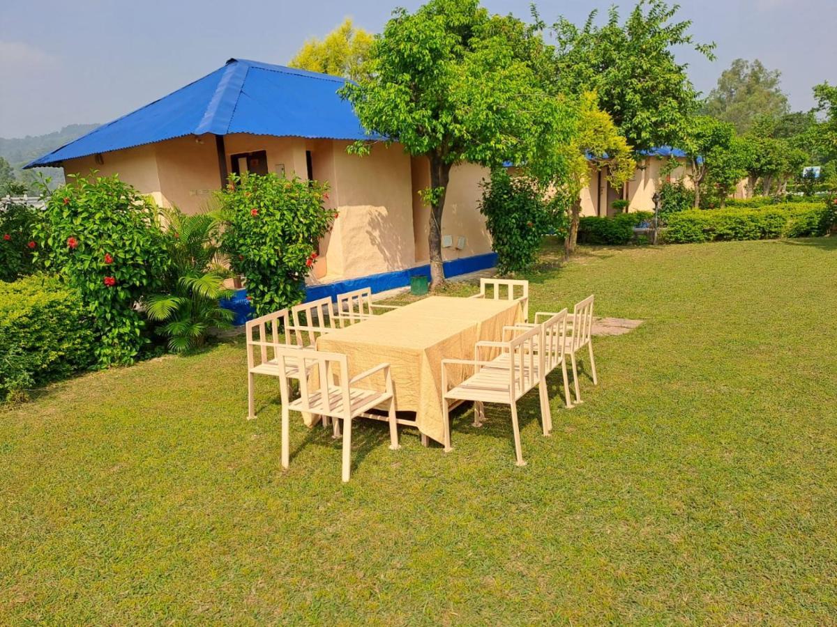 Tusk And Roar Corbett Resort, Jim Corbett Rāmnagar Extérieur photo