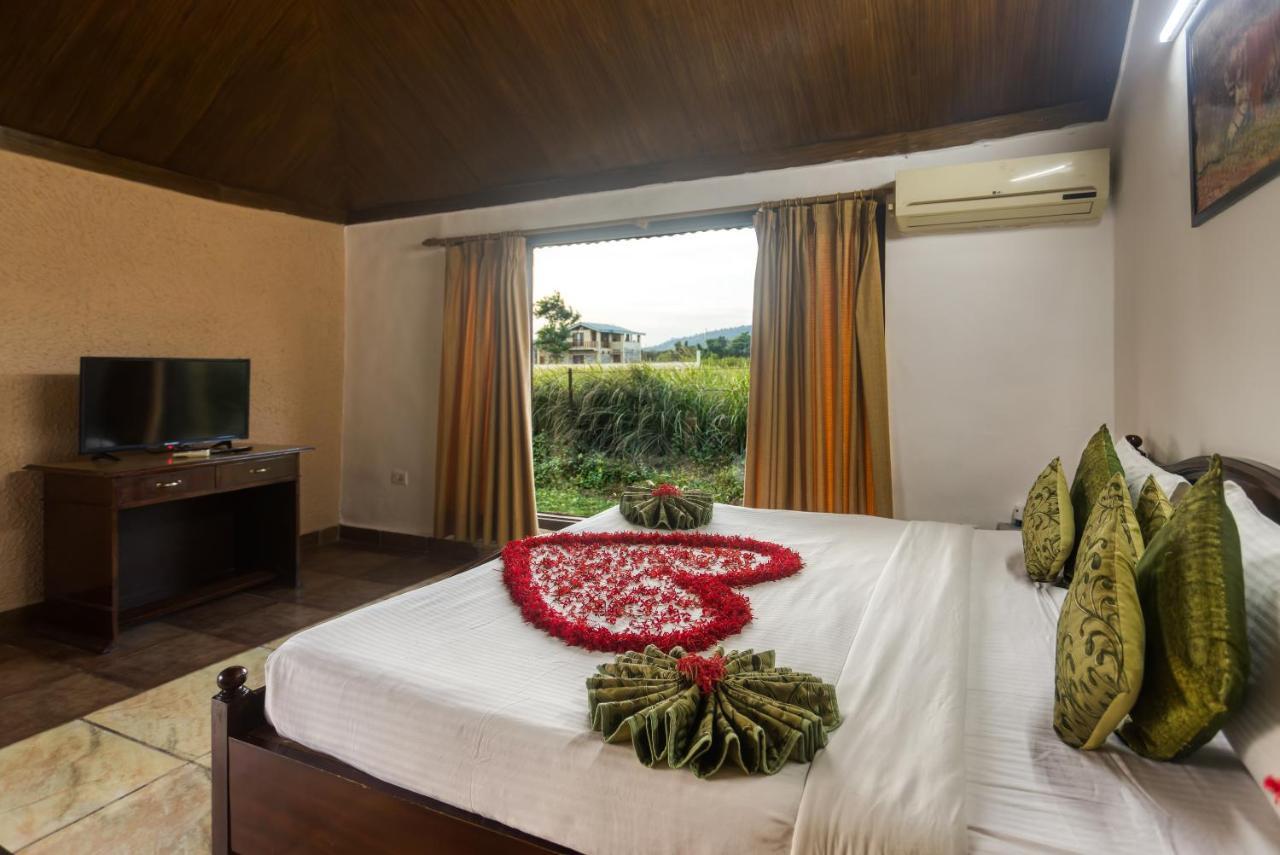 Tusk And Roar Corbett Resort, Jim Corbett Rāmnagar Extérieur photo