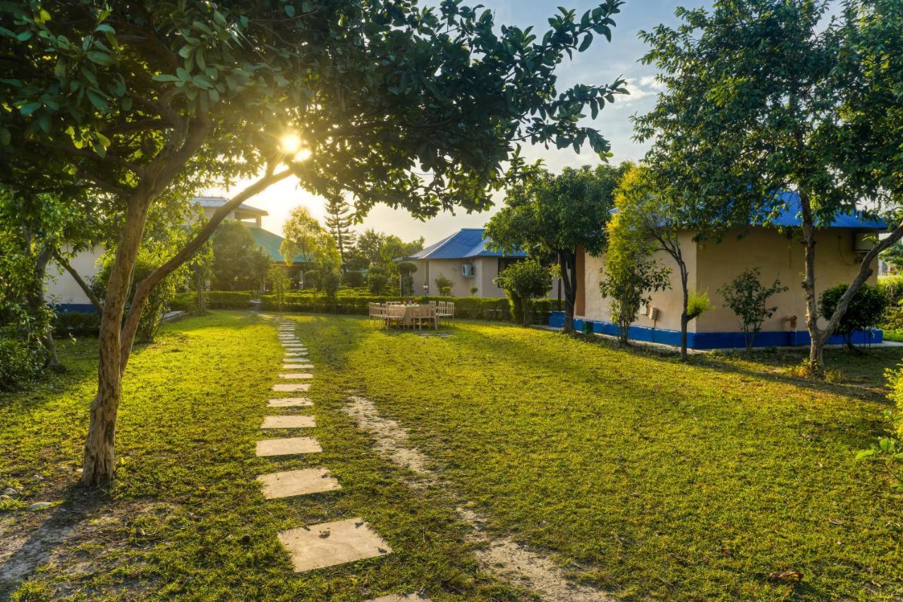 Tusk And Roar Corbett Resort, Jim Corbett Rāmnagar Extérieur photo
